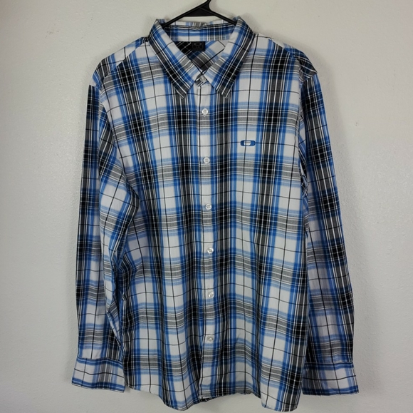 Oakley Other - Mens Oakley Dress Shirt Size Large Blue Plaids